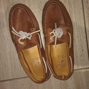 Sperry gold cup loafers